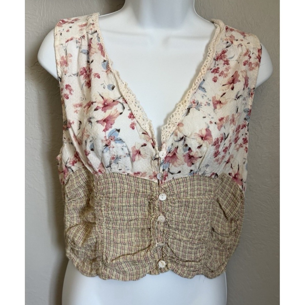 Gimmick BKE Cropped Tank Top Womens Size XL Pink Floral Bohoā Button Front